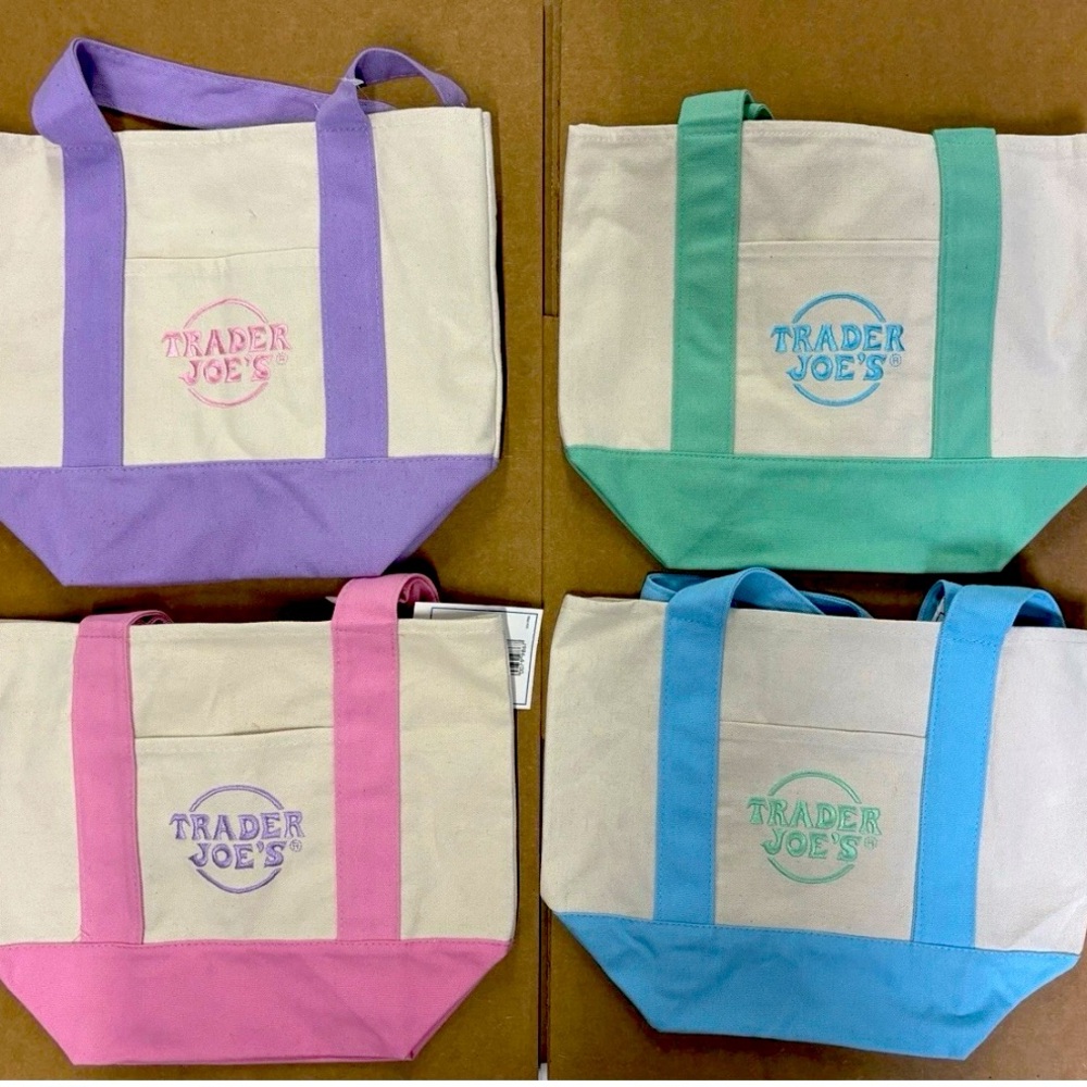 NEW Trader Joe’s Pastel Canvas Mini Tote Bags Set of 4
